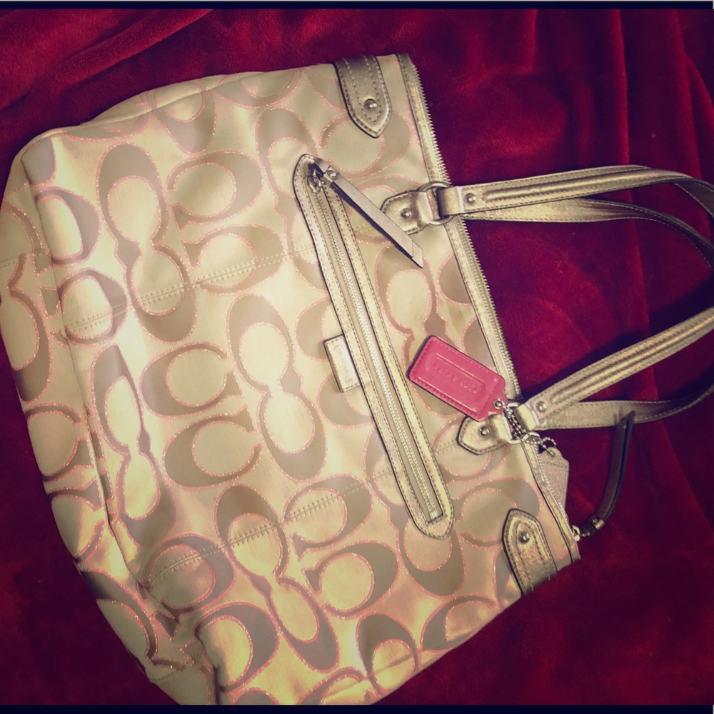 Coach Signature Poppy Series Tote